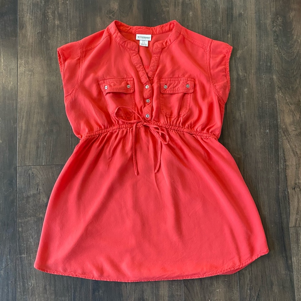 Motherhood Maternity V neck shirt